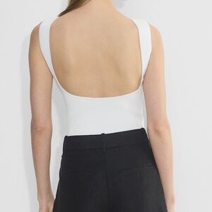 Babaton Aritzia Leading Tank Sculpt Knit Tank
